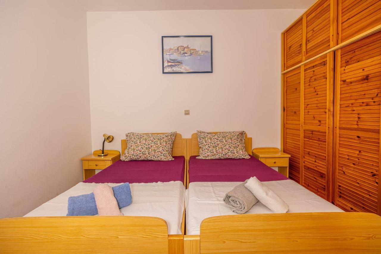 Apartments Francoise Crikvenica Exterior photo